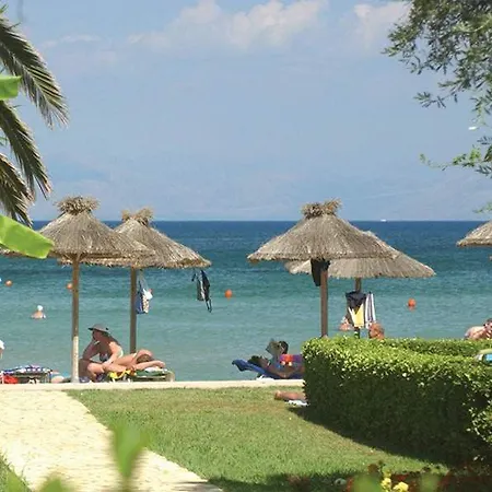 ホテル Delfinia 4*