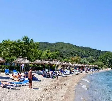 Delfinia 4* Moraḯtika